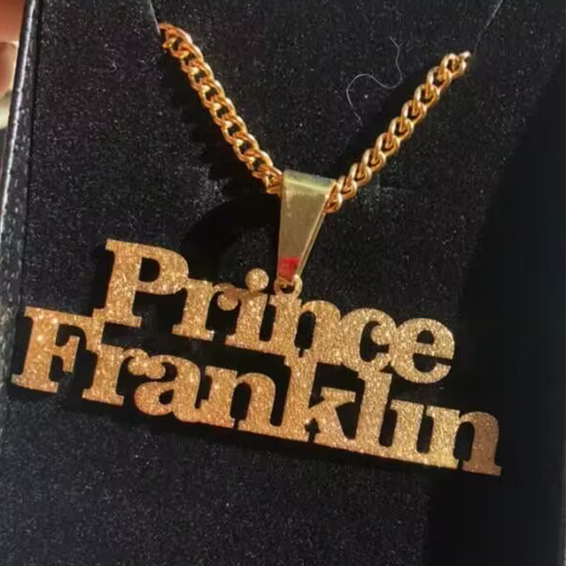 Collar con nombre esmerilado p - Women Fashion Names reseña y precio